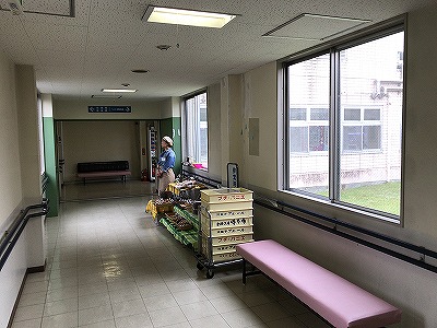 名古屋市千種区の東海病院にて焼き菓子の出張販売